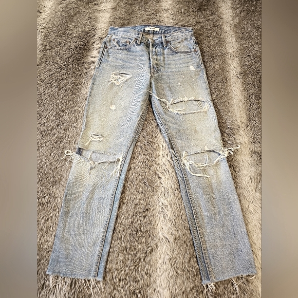 GRLFRND "Karolina" Distressed Denim Size 25 Mom Jeans - Picture 1 of 2